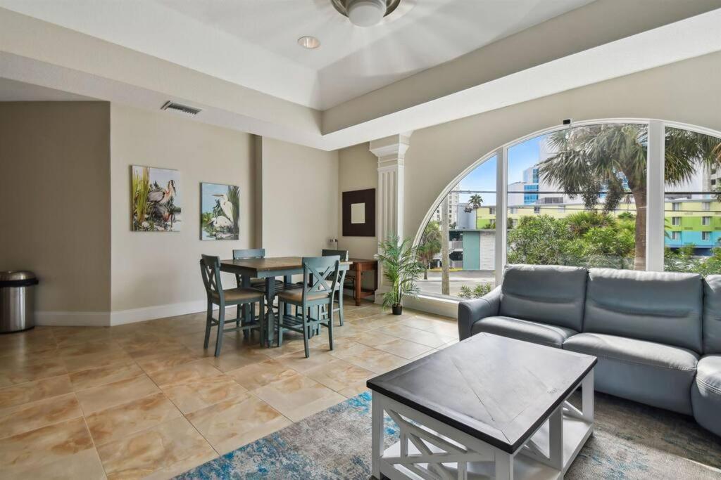 Location! Coastal Charm I 5 Min Walk To Beach, Shops & Rest Clearwater Beach Exterior foto